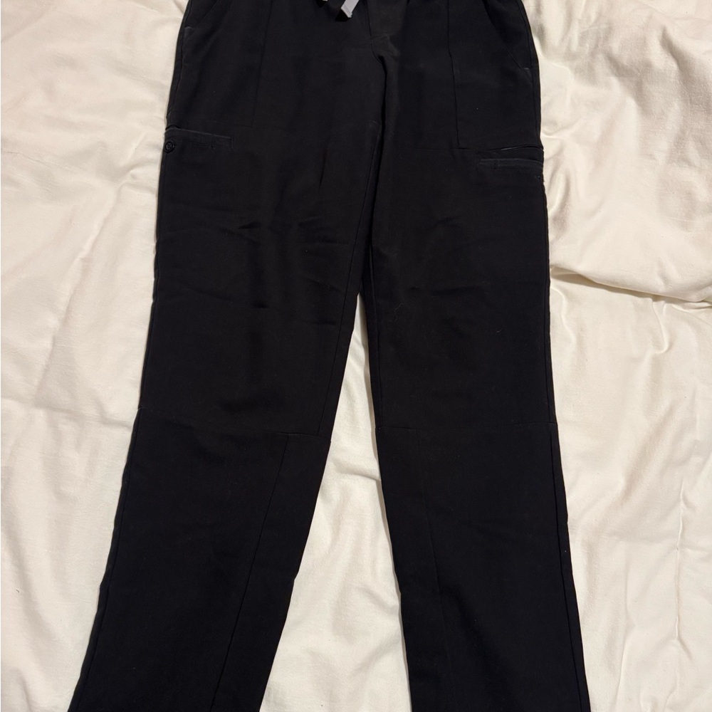 Figs women’s Small straight leg scrub pants